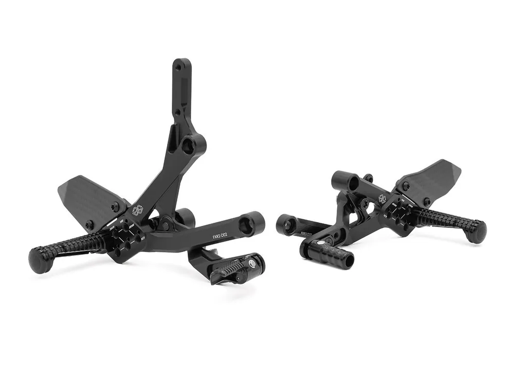 PEDANE FXR RACING NERO OPACO GILLES TOOLING DUCATI PANIGALE V2 / S 2025- Occasione Imperdibile