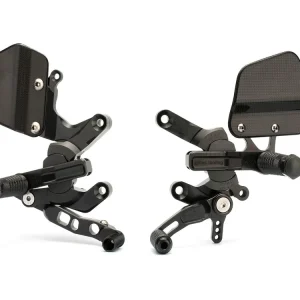 PEDANE ARRETRATE ALLUMINIO NERE GILLES TOOLING KAWASAKI ZX-10RR 2017-2019- Spedizione Espresso