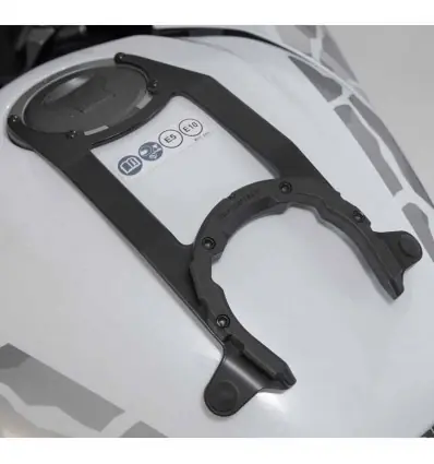 A Buon Prezzo Flangia SW-Motech PRO Tankring per Honda CB 500X dal 2019 e NX 500-
