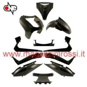 A Buon Prezzo Carrozzeria completa ONE Tuning per Yamaha X-Max fino 2009 nera lucida-