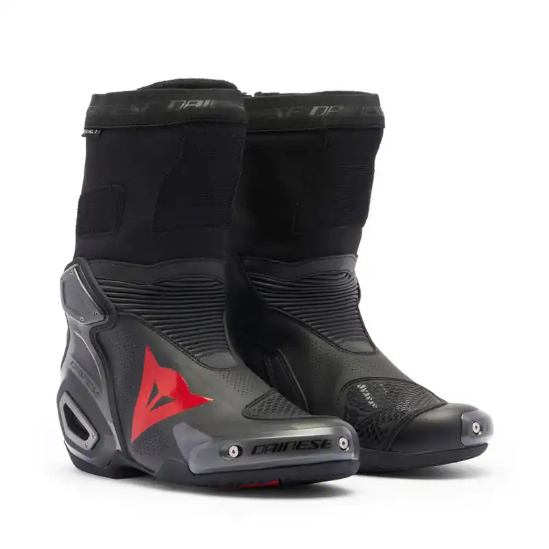 Acquista Ora Stivali Dainese Axial 2 Air nero rosso-44