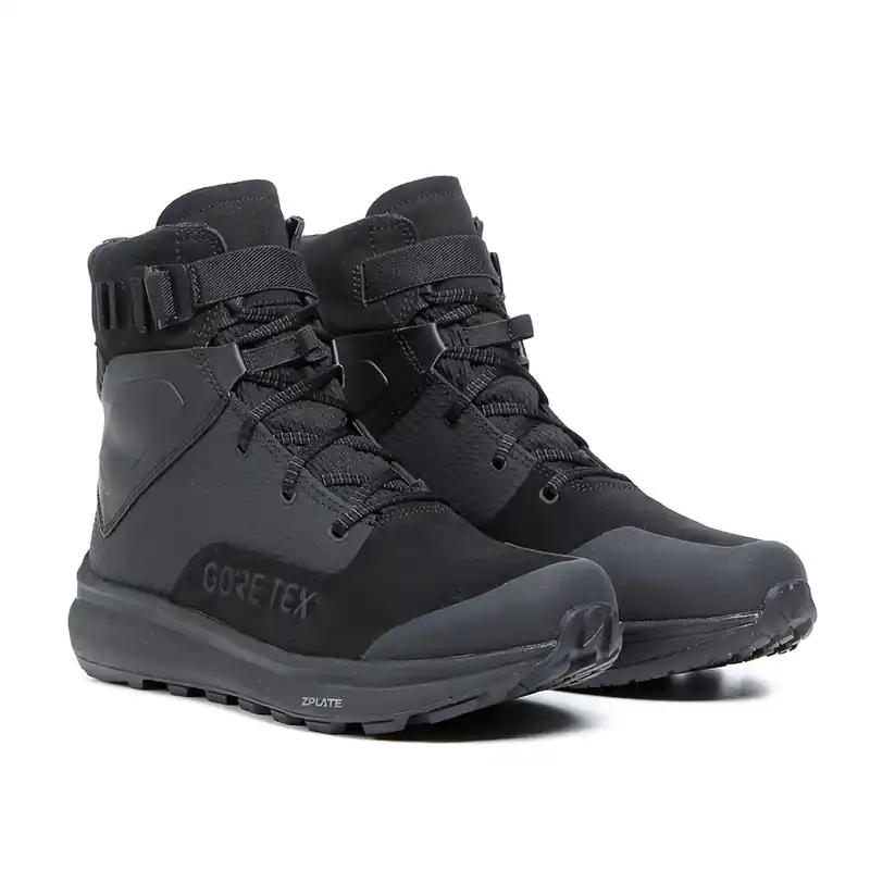 Scarpe MomoDesign Submachine GTX nero- Di Tendenza
