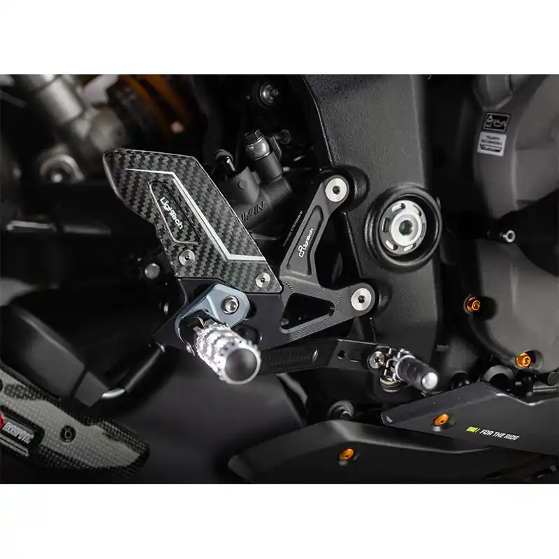 Pedane Lightech R Version Speed Triple 1200 RX- Spedito Oggi