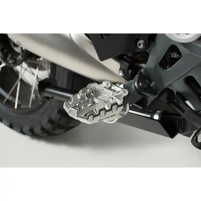 Pedane SW-Motech Evo Bmw argento- Direttamente Dal Produttore