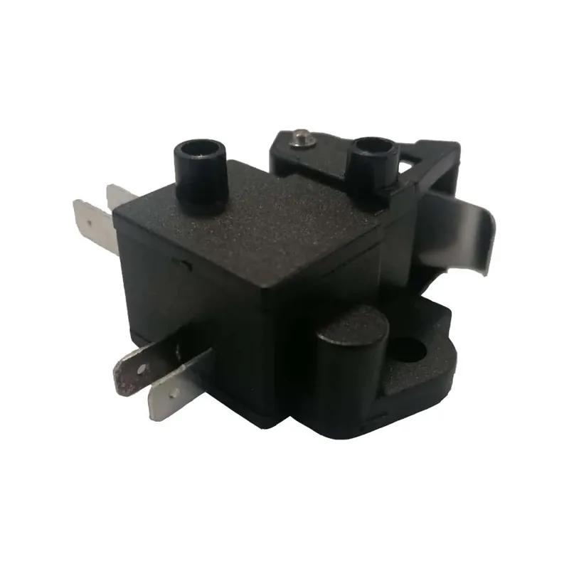Interruttore luce freno posteriore HONDA SH 300 (07-11) Direttamente Dal Produttore