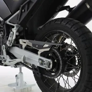 Offerta ISOTTA Protezione catena per APRILIA TUAREG 660 2022>