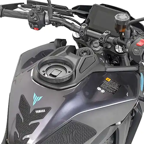 GIVI FLANGIA YAMAHA MT-09 (2024) Promo Stagionale